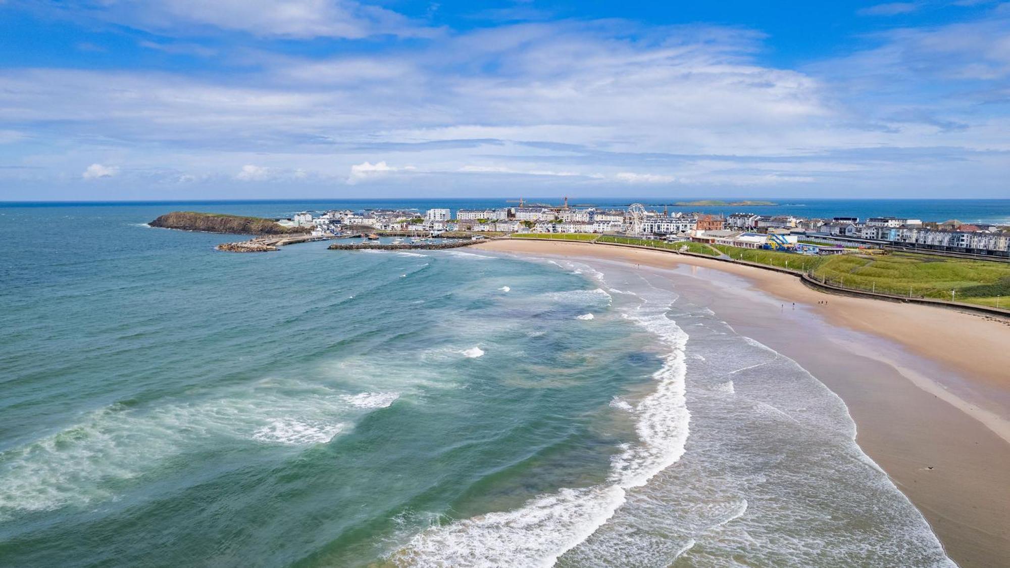 3 Princess Green - Portrush By The Sea Buitenkant foto